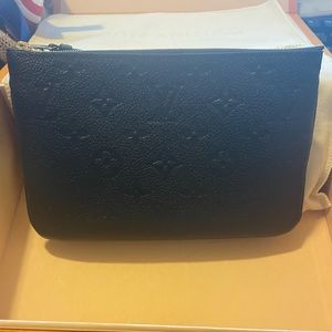 Louis Vuitton Black Double Zip Pochette